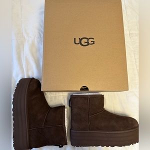 UGG Classic Mini Platform Boot - Brown